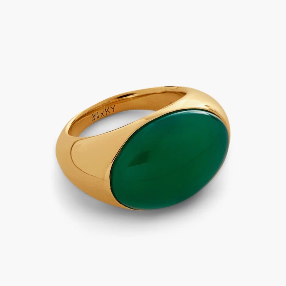 x Kate Young Onyx Dome Ring
Monica Vinader
$199.00Current Price